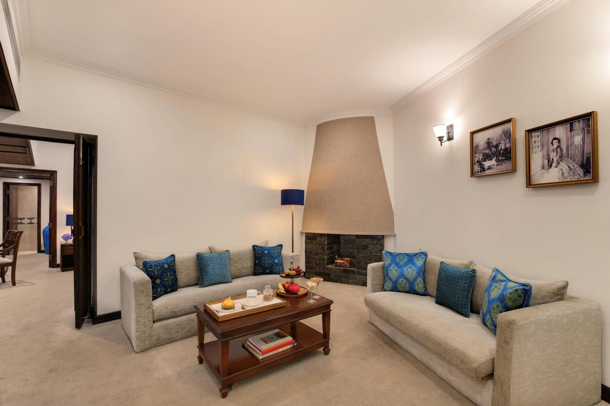 فندق إمباسادور نيودلهي المظهر الخارجي الصورة A living room