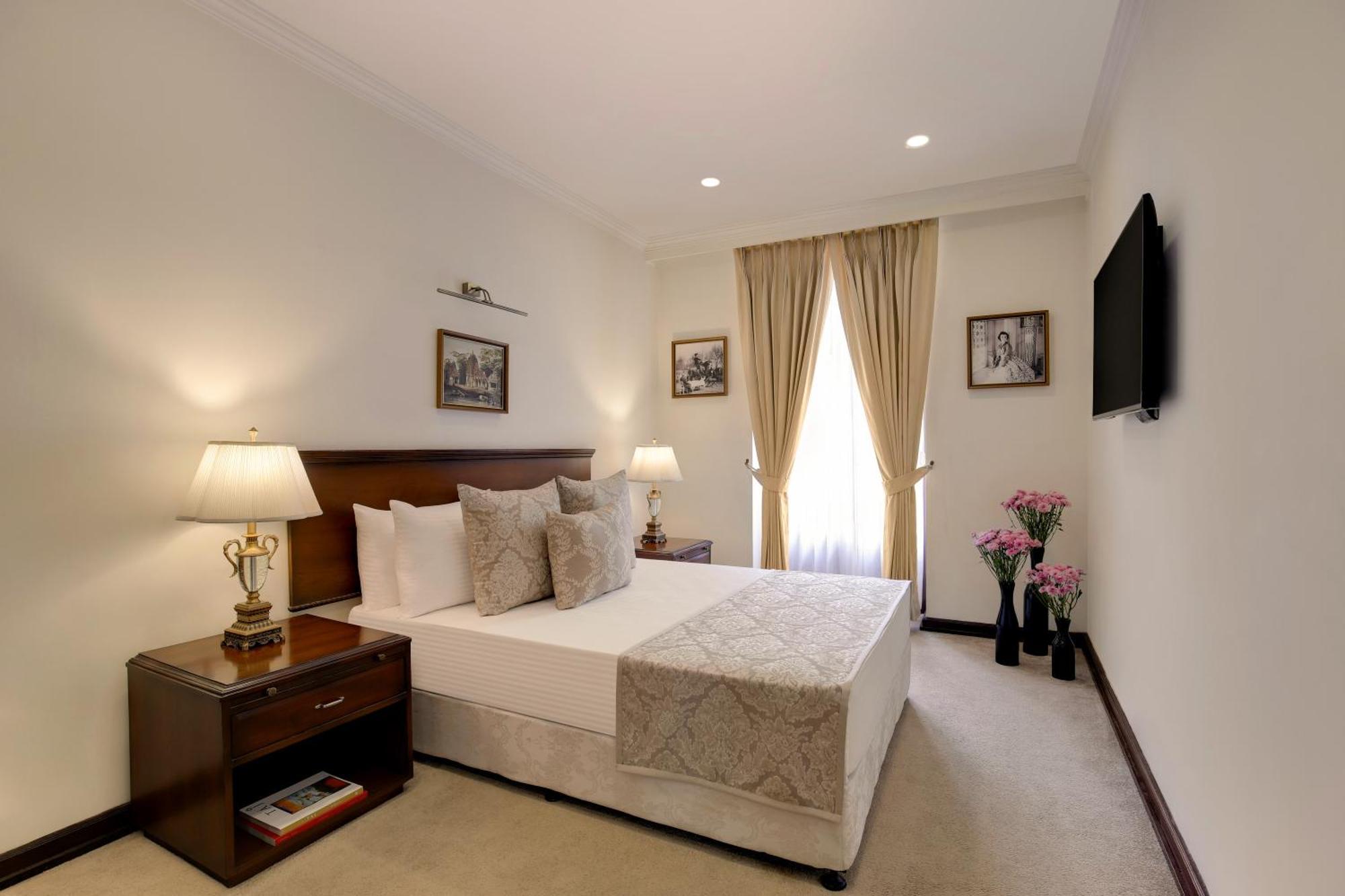 فندق إمباسادور نيودلهي المظهر الخارجي الصورة A room at the hotel